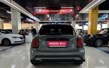 MINI Hatch, 2021 год, 2 340 000 рублей, 4 фотография