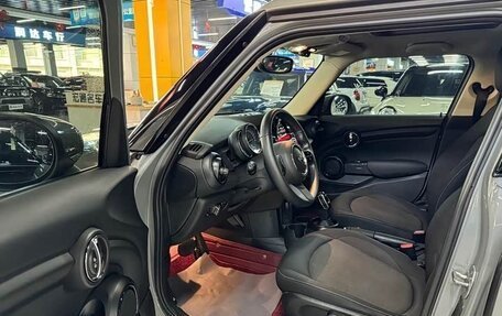 MINI Hatch, 2021 год, 2 340 000 рублей, 7 фотография