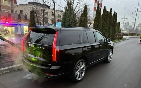 Cadillac Escalade V, 2025 год, 18 999 000 рублей, 7 фотография