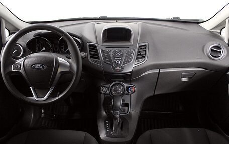 Ford Fiesta, 2017 год, 745 000 рублей, 9 фотография