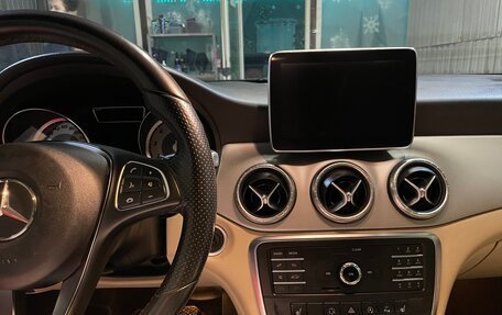 Mercedes-Benz CLA, 2015 год, 1 600 000 рублей, 12 фотография