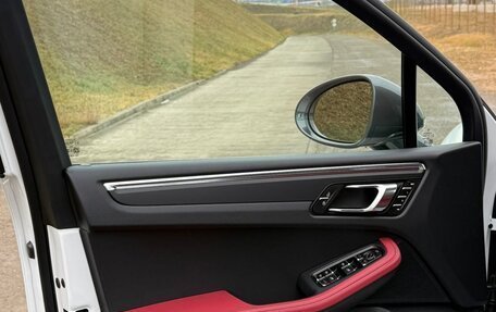 Porsche Macan I рестайлинг, 2025 год, 11 800 000 рублей, 3 фотография