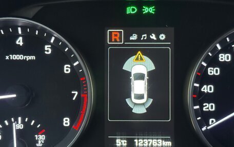 Hyundai Elantra VI рестайлинг, 2016 год, 1 550 000 рублей, 30 фотография