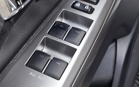 Toyota Land Cruiser 200, 2015 год, 5 300 000 рублей, 11 фотография