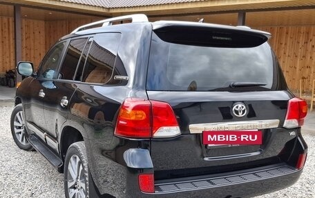 Toyota Land Cruiser 200, 2015 год, 5 300 000 рублей, 26 фотография