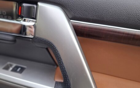 Toyota Land Cruiser 200, 2015 год, 5 300 000 рублей, 39 фотография