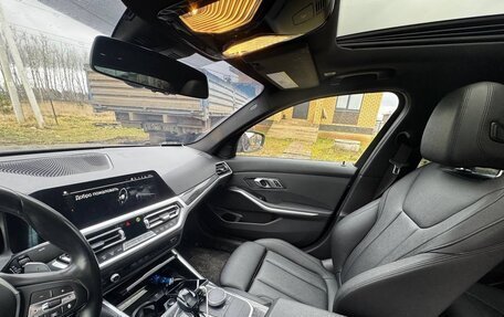 BMW 3 серия, 2019 год, 2 890 000 рублей, 8 фотография