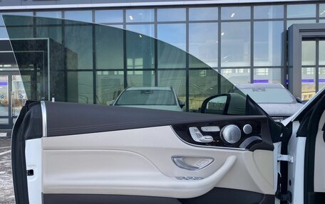 Mercedes-Benz E-Класс, 2018 год, 4 999 000 рублей, 21 фотография