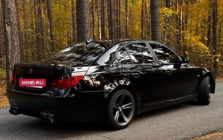 BMW 5 серия, 2009 год, 1 590 000 рублей, 2 фотография