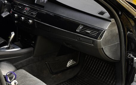 BMW 5 серия, 2009 год, 1 590 000 рублей, 20 фотография