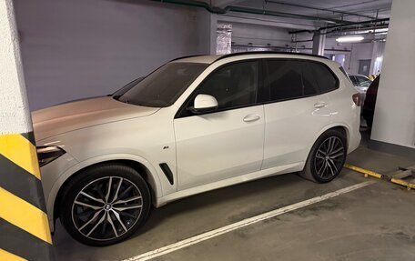 BMW X5, 2019 год, 8 500 000 рублей, 2 фотография