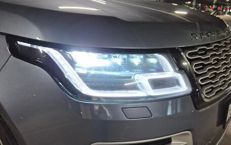 Land Rover Range Rover IV рестайлинг, 2018 год, 6 950 000 рублей, 3 фотография