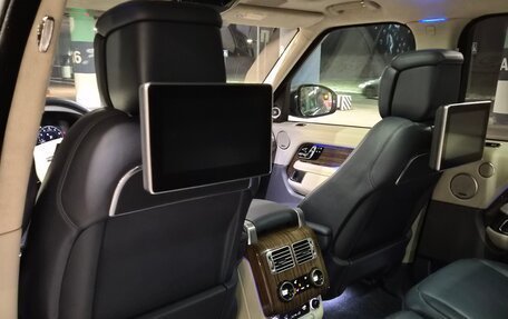 Land Rover Range Rover IV рестайлинг, 2018 год, 6 950 000 рублей, 16 фотография