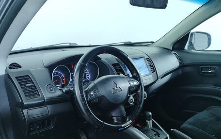Mitsubishi Outlander III рестайлинг 3, 2010 год, 1 347 000 рублей, 9 фотография