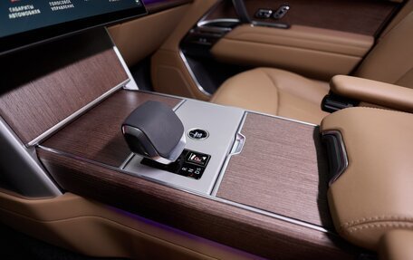 Land Rover Range Rover IV рестайлинг, 2025 год, 24 900 000 рублей, 36 фотография