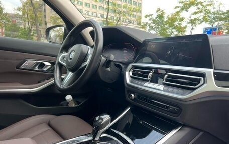 BMW 3 серия, 2021 год, 3 000 000 рублей, 8 фотография