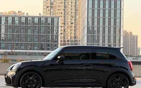 MINI Hatch, 2022 год, 2 868 000 рублей, 2 фотография