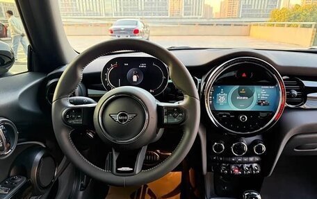MINI Hatch, 2022 год, 2 868 000 рублей, 10 фотография