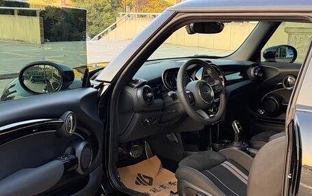 MINI Hatch, 2022 год, 2 868 000 рублей, 9 фотография