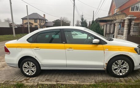 Volkswagen Polo VI (EU Market), 2014 год, 450 000 рублей, 2 фотография
