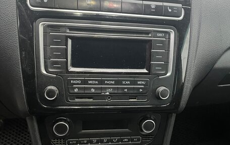 Volkswagen Polo VI (EU Market), 2014 год, 450 000 рублей, 10 фотография