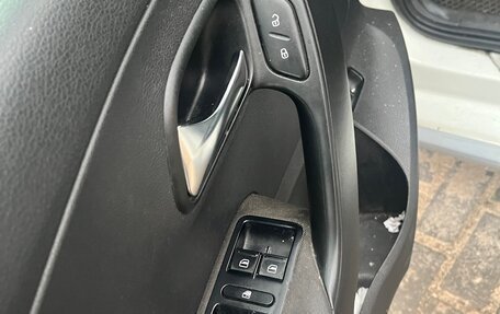 Volkswagen Polo VI (EU Market), 2014 год, 450 000 рублей, 11 фотография