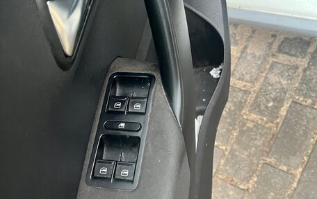 Volkswagen Polo VI (EU Market), 2014 год, 450 000 рублей, 19 фотография