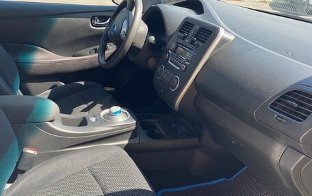 Nissan Leaf I, 2016 год, 1 650 000 рублей, 16 фотография