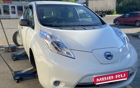 Nissan Leaf I, 2016 год, 1 650 000 рублей, 3 фотография