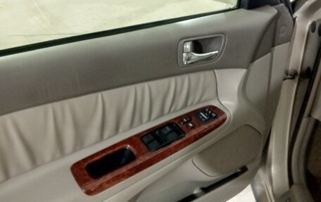 Toyota Camry V40, 2005 год, 680 000 рублей, 3 фотография