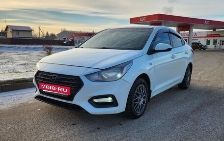 Hyundai Solaris II рестайлинг, 2017 год, 820 000 рублей, 10 фотография