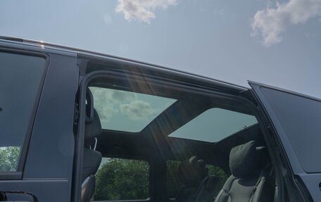 Mercedes-Benz V-Класс, 2023 год, 10 900 000 рублей, 12 фотография