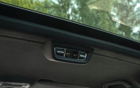 Mercedes-Benz V-Класс, 2023 год, 10 900 000 рублей, 13 фотография