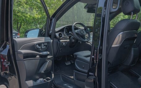 Mercedes-Benz V-Класс, 2023 год, 10 900 000 рублей, 14 фотография