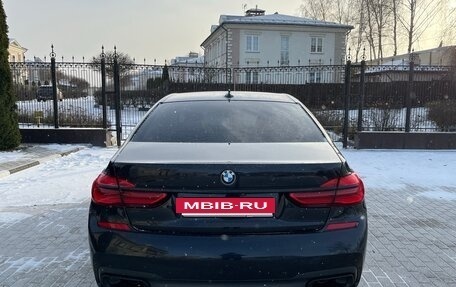 BMW 7 серия, 2018 год, 4 500 000 рублей, 6 фотография