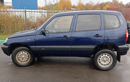 Chevrolet Niva I рестайлинг, 2004 год, 320 000 рублей, 2 фотография