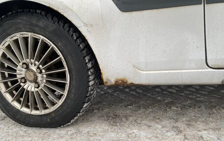 Ford Fiesta, 2006 год, 300 000 рублей, 13 фотография