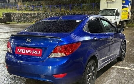 Hyundai Solaris II рестайлинг, 2013 год, 750 000 рублей, 19 фотография