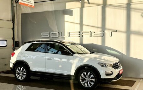 Volkswagen T-Roc I, 2019 год, 1 999 000 рублей, 1 фотография