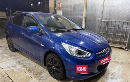 Hyundai Solaris II рестайлинг, 2013 год, 750 000 рублей, 14 фотография