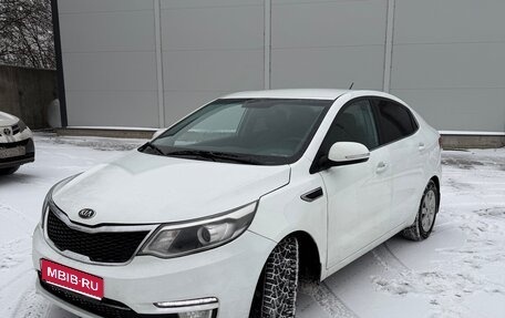 KIA Rio III рестайлинг, 2015 год, 820 000 рублей, 1 фотография