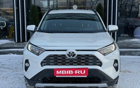 Toyota RAV4, 2021 год, 3 720 000 рублей, 2 фотография