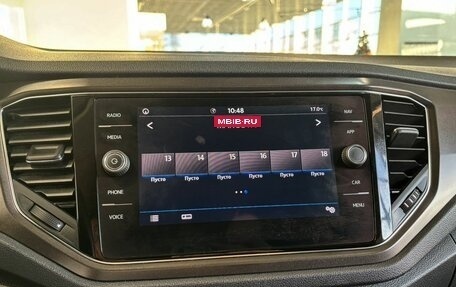 Volkswagen T-Roc I, 2019 год, 1 999 000 рублей, 18 фотография