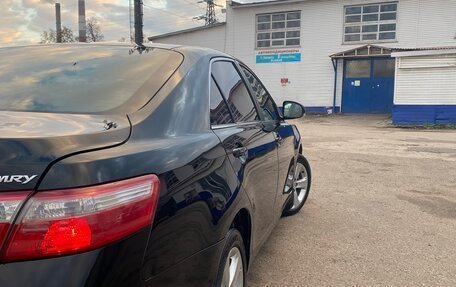 Toyota Camry, 2010 год, 1 000 000 рублей, 10 фотография