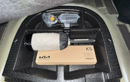 KIA K5, 2023 год, 2 380 000 рублей, 17 фотография