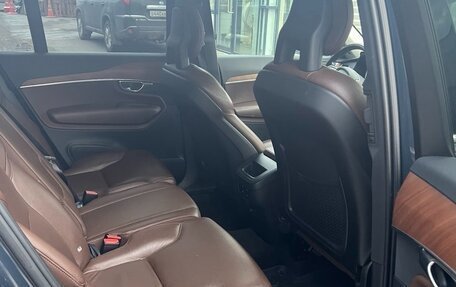 Volvo XC90 II рестайлинг, 2018 год, 3 200 000 рублей, 10 фотография