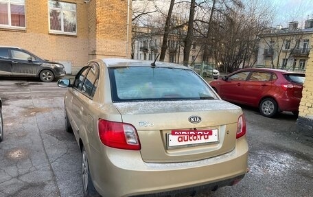 KIA Rio II, 2011 год, 700 000 рублей, 3 фотография