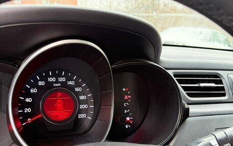 KIA Rio III рестайлинг, 2015 год, 820 000 рублей, 10 фотография