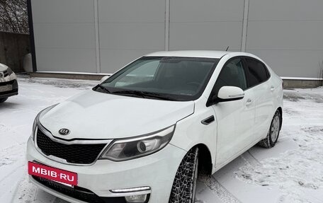 KIA Rio III рестайлинг, 2015 год, 820 000 рублей, 4 фотография