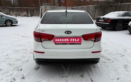 KIA Rio III рестайлинг, 2015 год, 820 000 рублей, 6 фотография